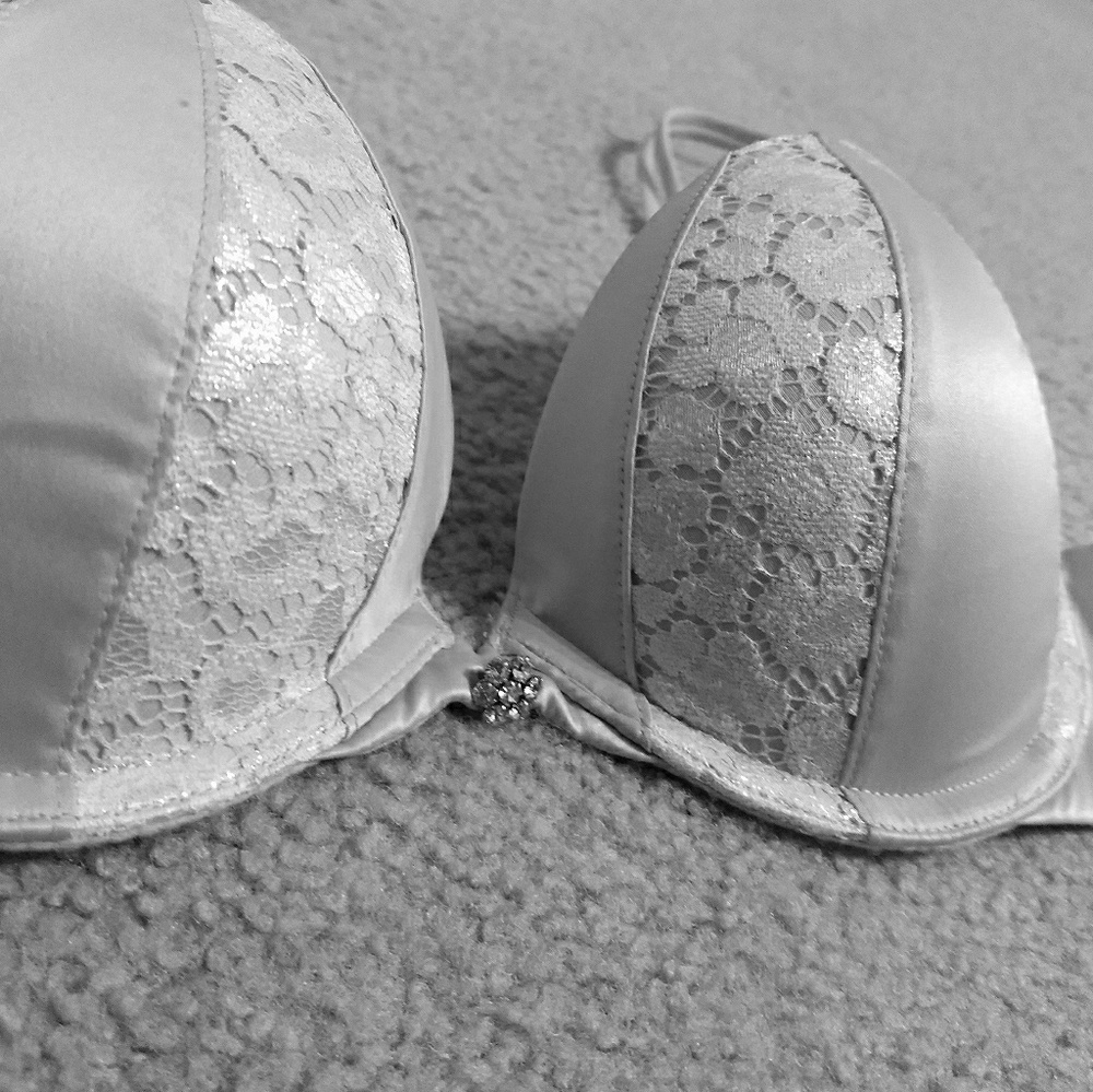 Victoria Secret Very Sexy Pushup Bra
